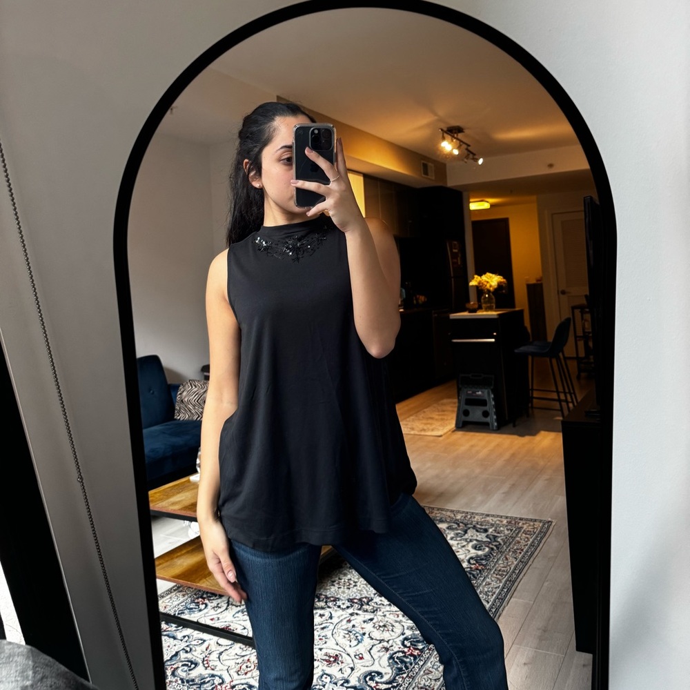 Elegant Black Sleeveless Top